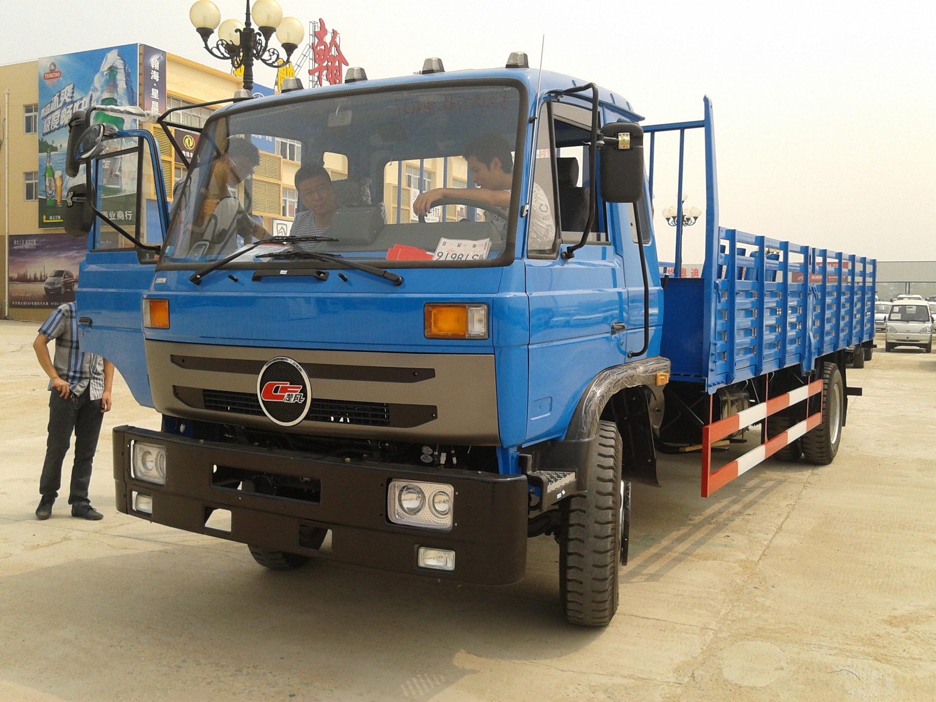 楚风平头教练车