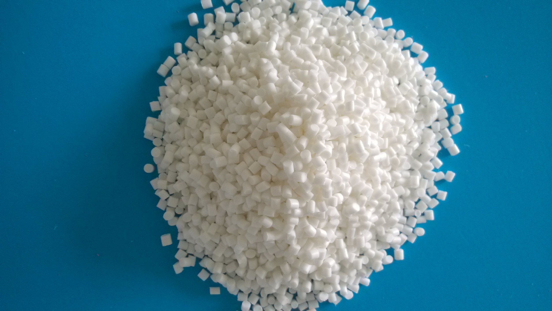 魔声耳机线胶料】价格,厂家,图片,tpu,东莞市聚恩特新材料有限公司