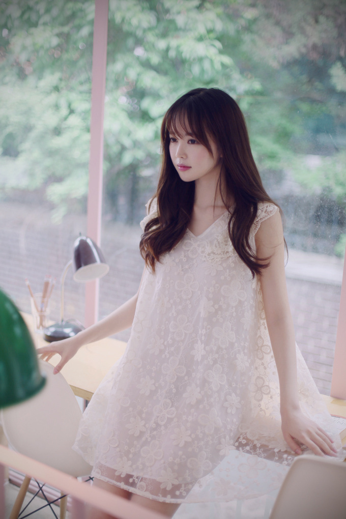 2013夏季女装新款可爱刺绣钩花宽松淑女个性百搭连衣裙