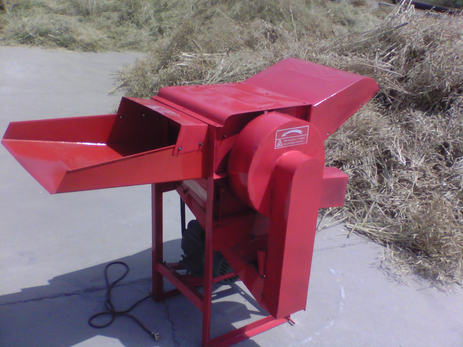 又名:麦子脱粒机 家用型脱粒机 小型脱粒机 高粱脱粒机黄豆脱粒机