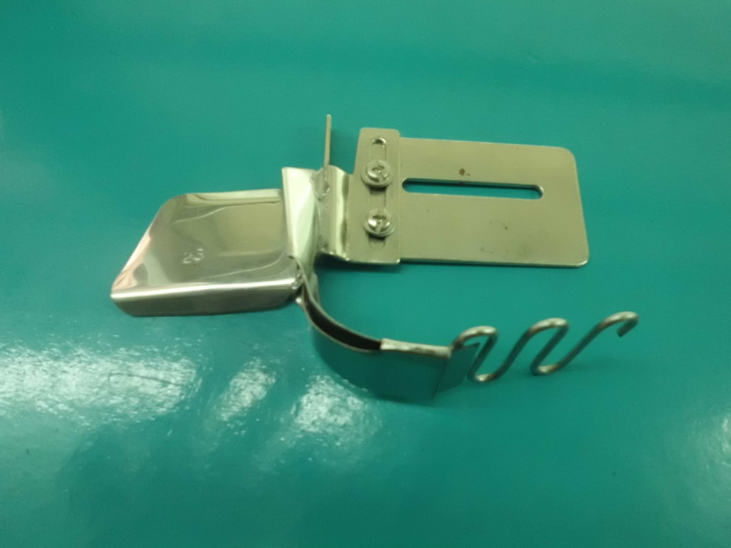 [供应]生产,批发,定做各种拉筒,包边器(45度散口拉筒)(图)