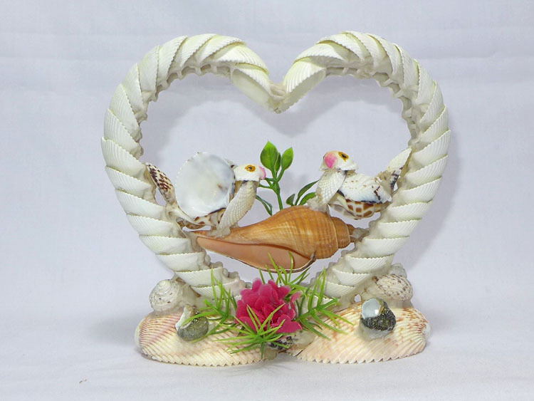 贝壳工艺品批发 海艺恋贝艺 天然海螺 生日礼品摆件《桃心双鸟》图片