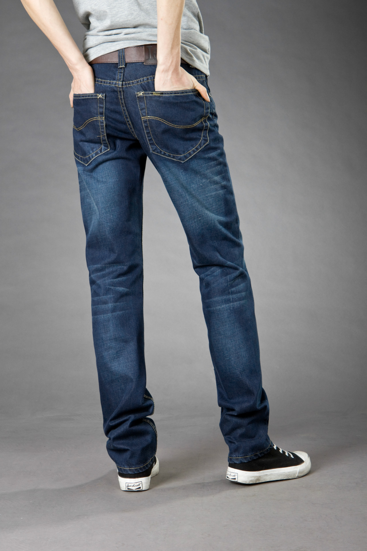 男装牛仔裤男士牛仔休闲韩版修身直筒牛仔男长裤子四季爆款m6781