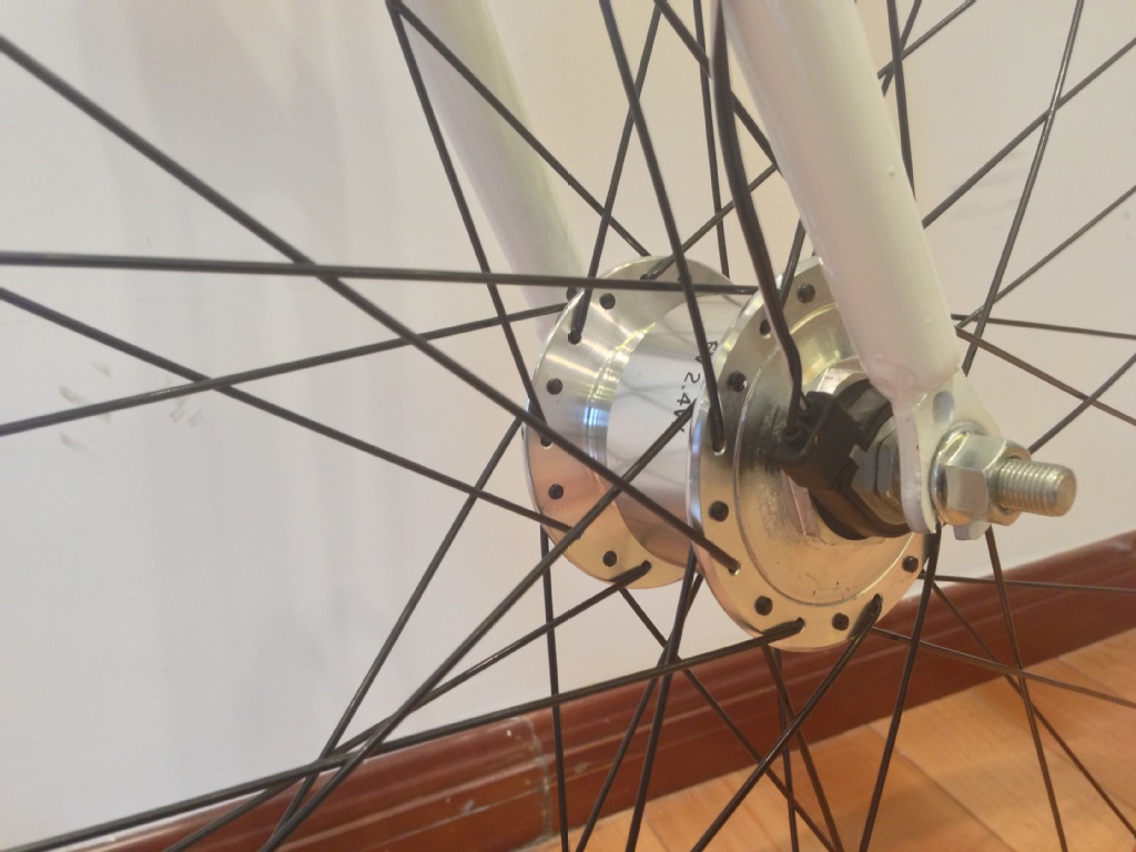 倒刹自行车/死飞自行车/带发电花鼓/活飞