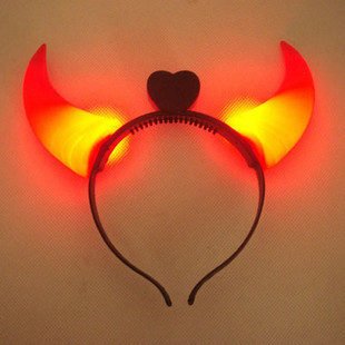 厂家直销塑料牛角发光灯 牛头灯 闪光牛角发光 大牛头灯批发