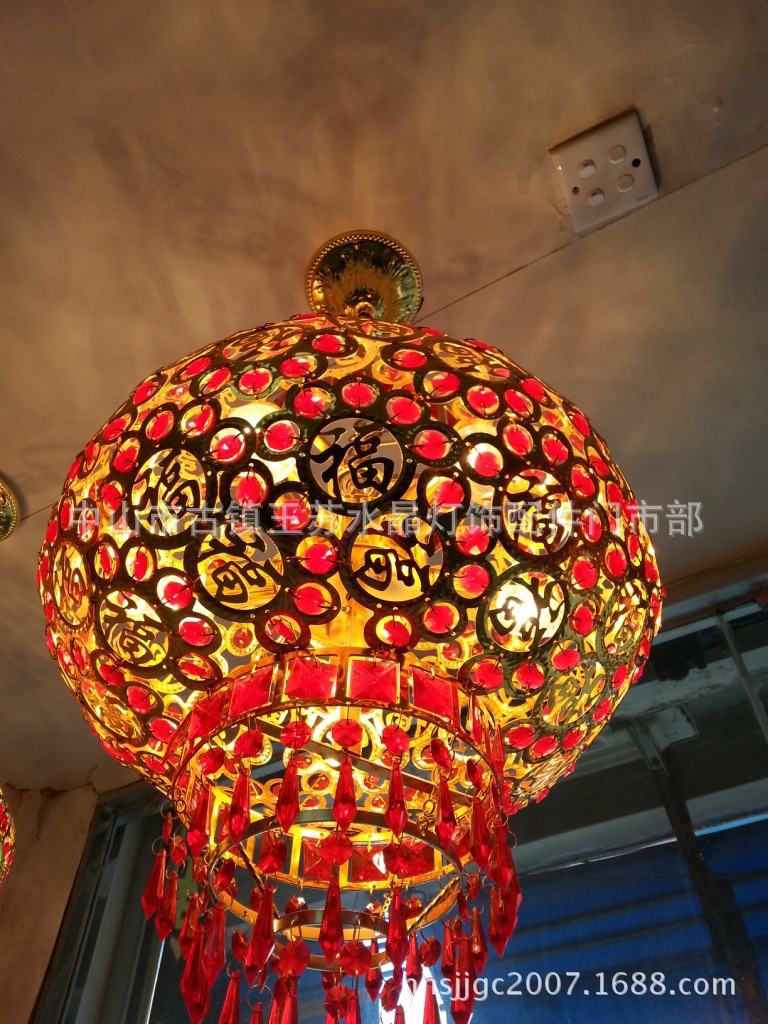 广州霓虹灯：城市夜景的灵魂之光