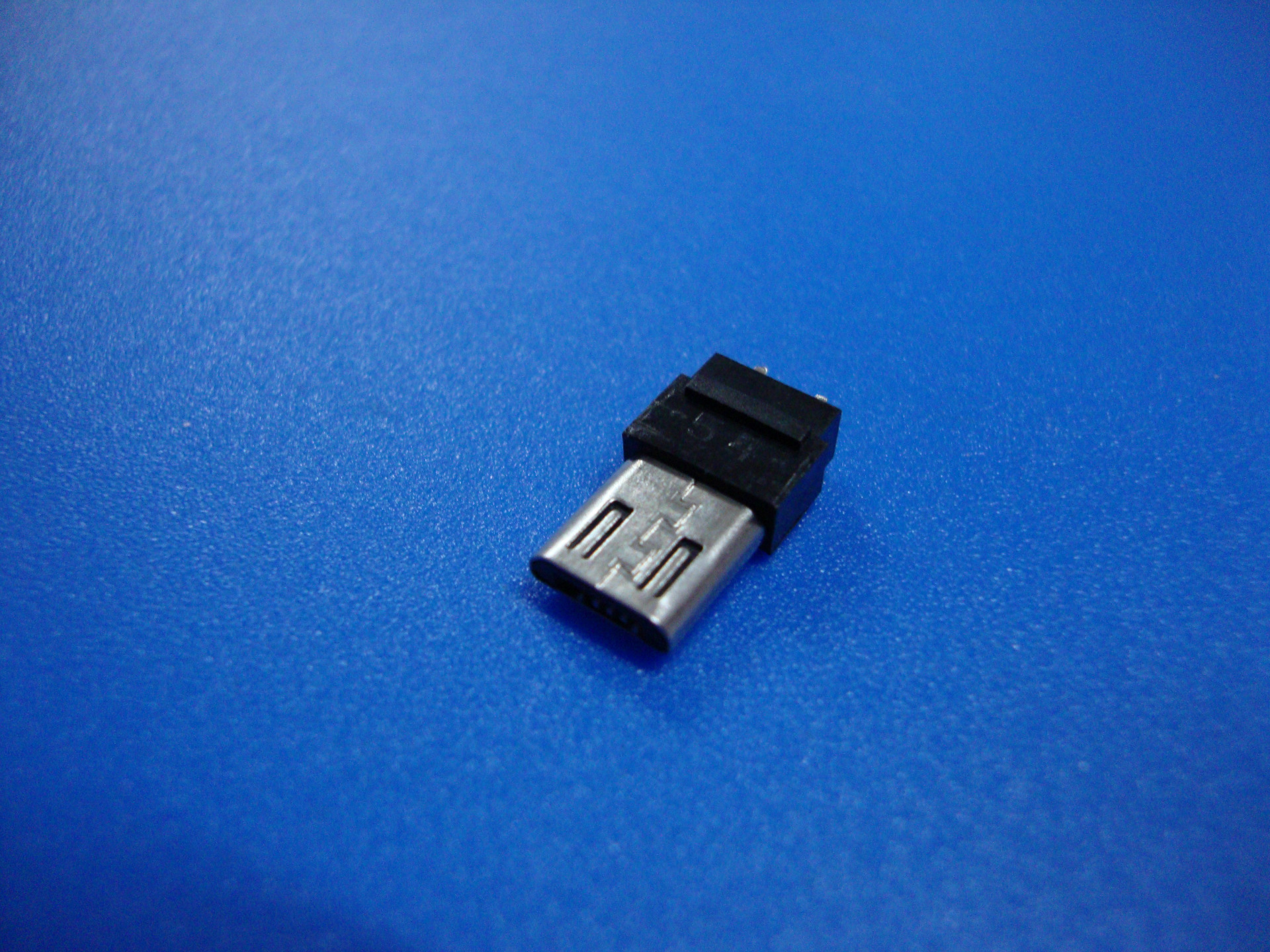 全网较低高品质v8插头micro插头手机连接器