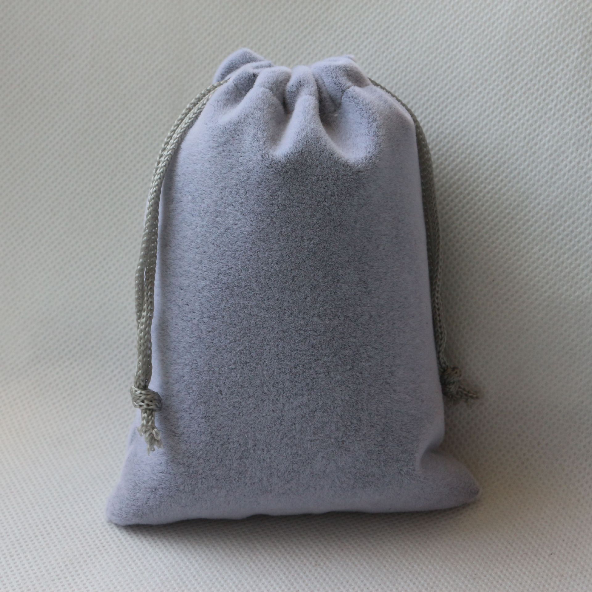 厂家直销 高档绒布袋 束口袋 绒布袋批发 礼品袋定做(9*12cm)