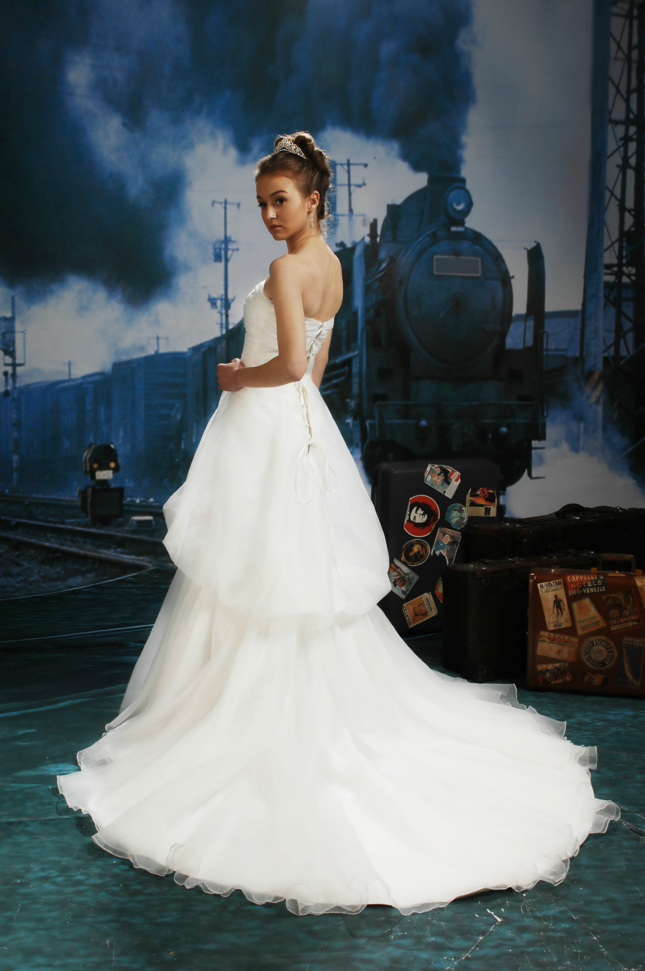 2013新款明星婚纱 张娜拉可爱婚纱 sh013