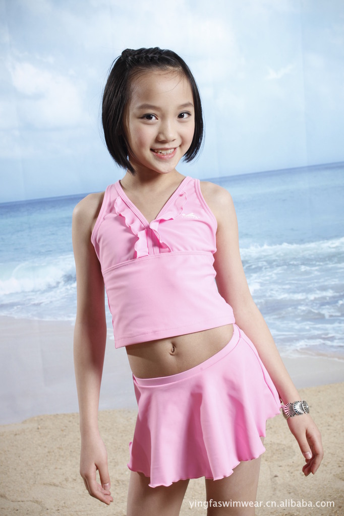 【高品质】英发品牌 儿童女童 优质无毒面料 分体裙装 泳衣 泳装图片