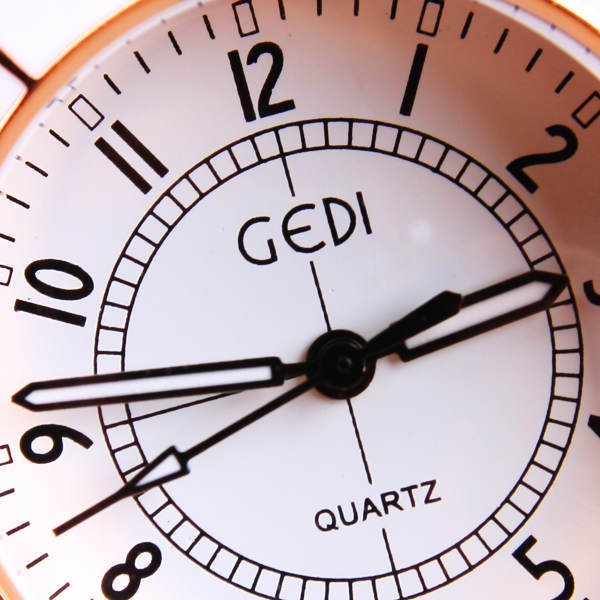 供应时尚潮流玫瑰金女士时装陶瓷表 数字面女表 厂家直销162711