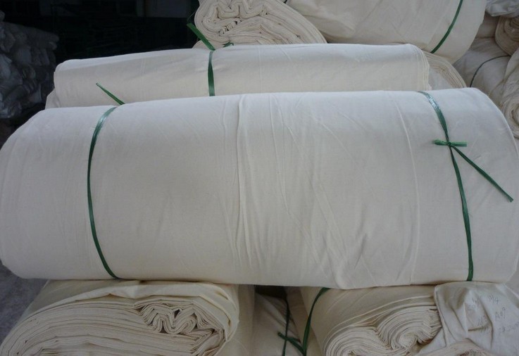 供应涤棉纯棉白帆布手套箱包包装用布.白坯布.