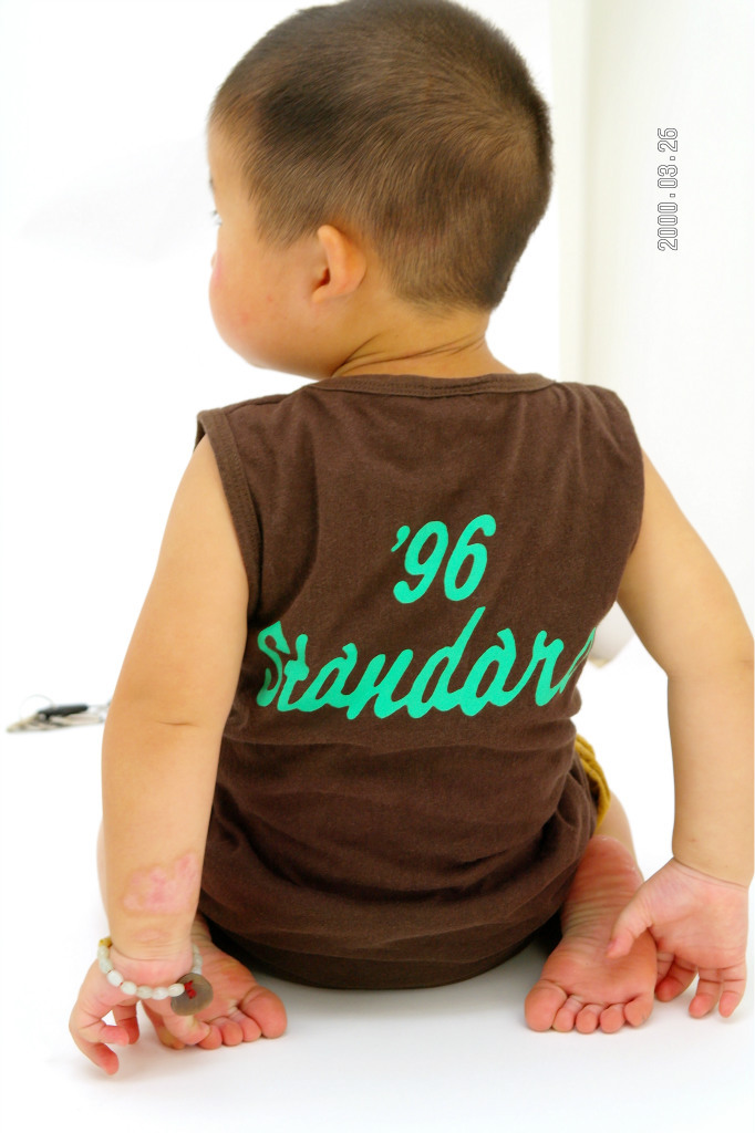 高清摄影棚--和一位两岁男孩有约---------jackie