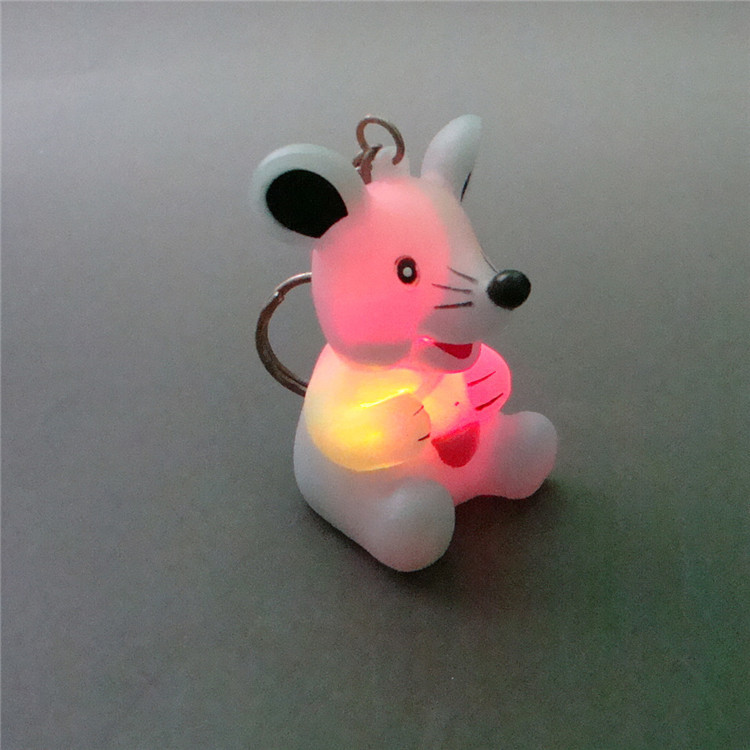 厂家库存老鼠小夜灯 闪光七彩挂件小夜灯 发光企业礼品小夜灯