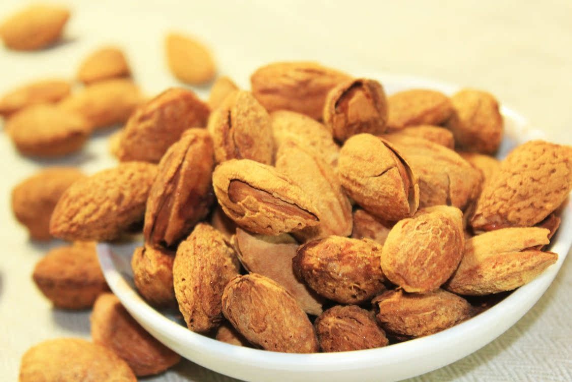 临安特产厂家 天然多味壳杏仁 散装壳杏仁 生态壳杏仁价格优惠