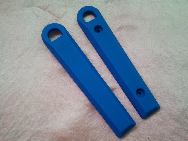 厂家直销 注塑加工 批发 abs--201注塑喷油夹片