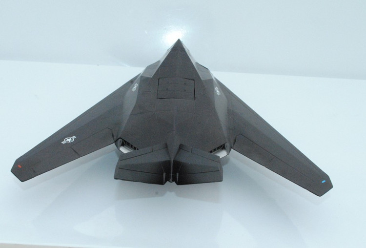 美国f117a 夜鹰隐身攻击机 战斗机模型 1:48 合金军事模型 收藏