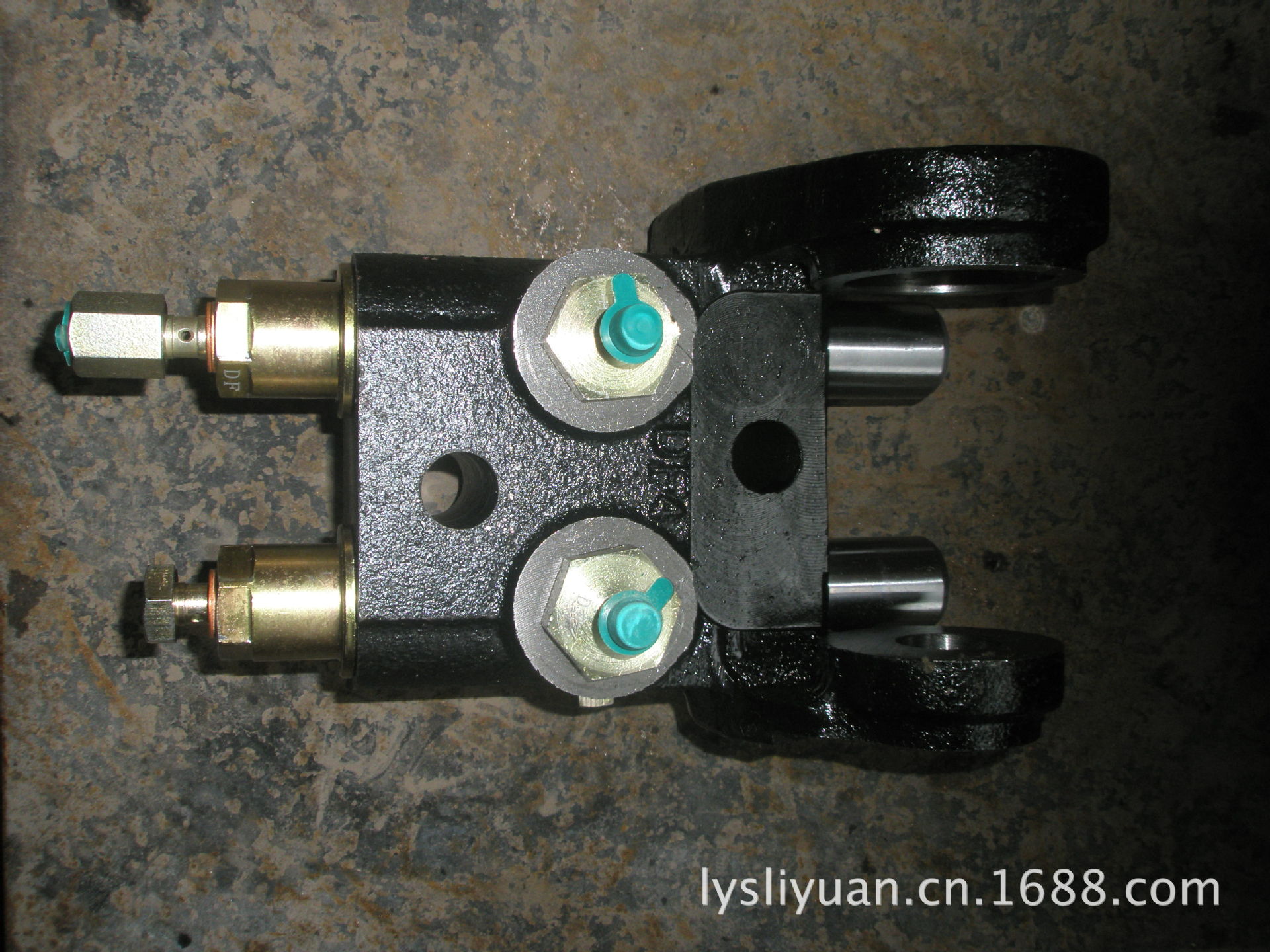 厂家直销 东方红拖拉机me400配件