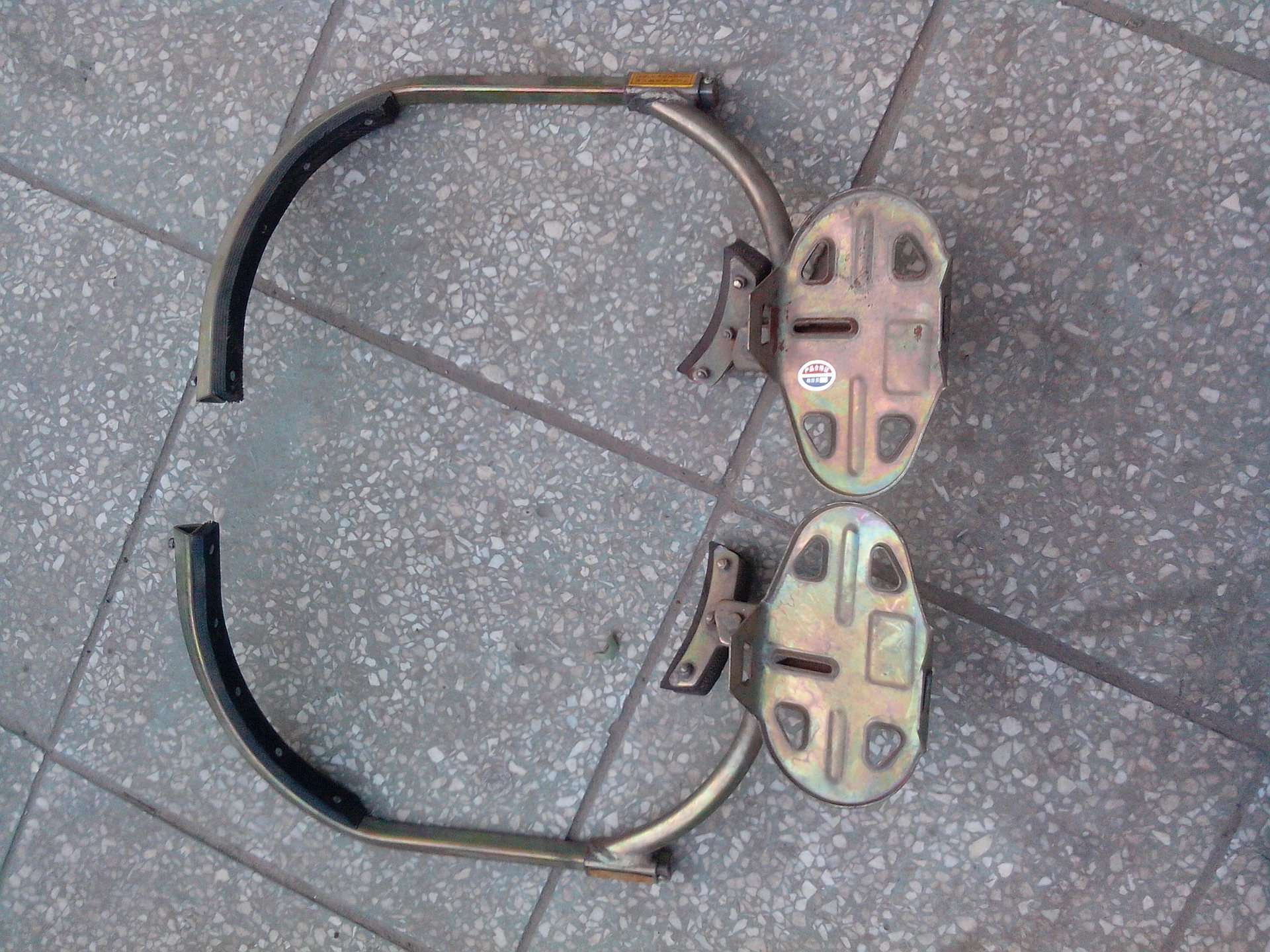 供应防滑脚扣,登高脚扣,电工脚扣 (厂家直销)