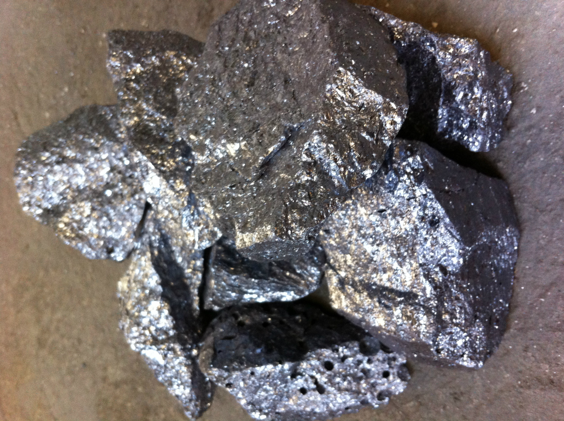 Silicon Metal 10mm Alloying Agent Silicon Metal 10mm Alloying Agent