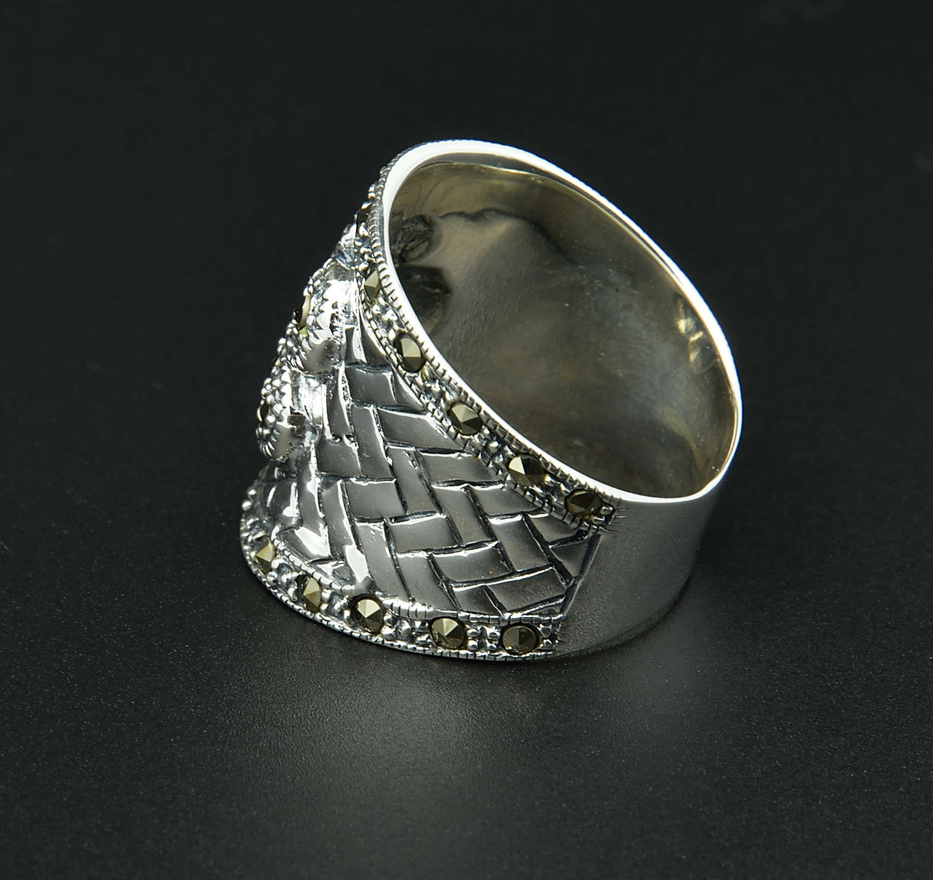 泰银花草编纹戒指