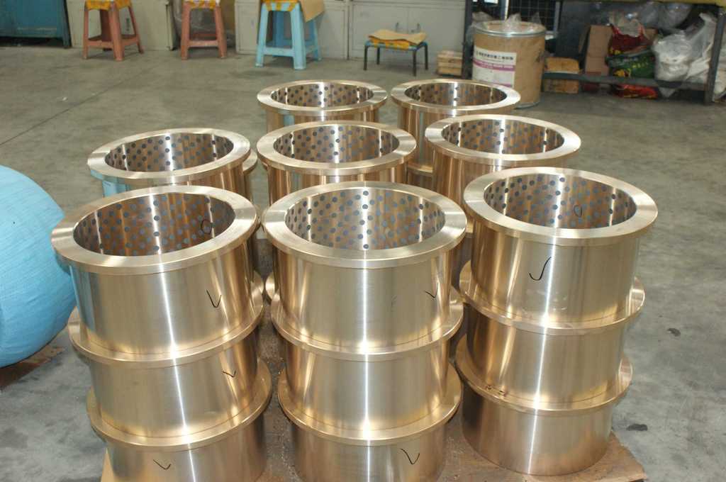 元一轴承厂专业加工各种型号的质优价廉的轴承钢套85x100x60