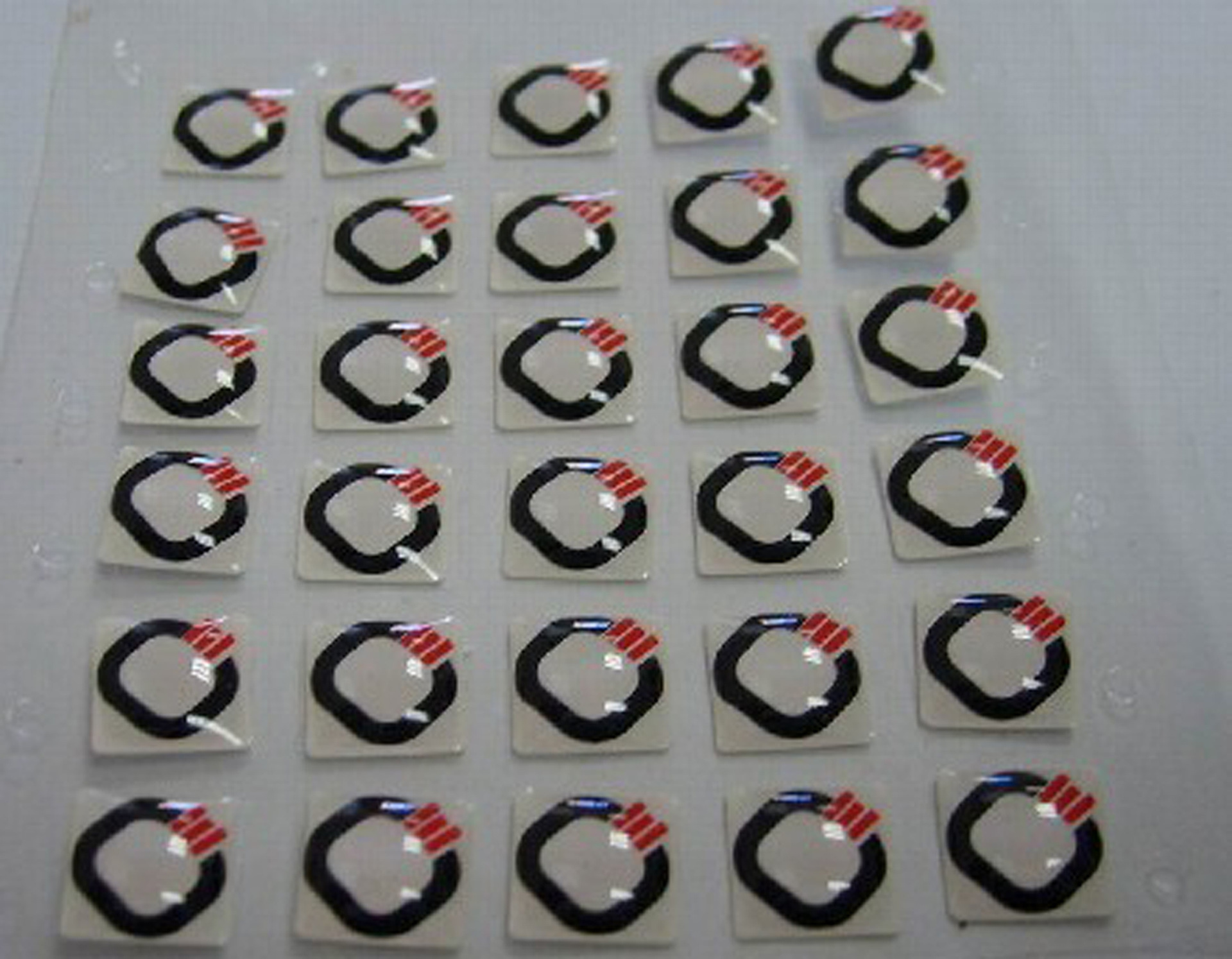 承接pvc滴塑,水晶滴塑等