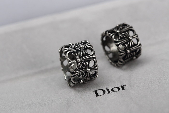 新款 权志龙chrome hearts克罗心十字架款戒指韩版潮人男女 7261