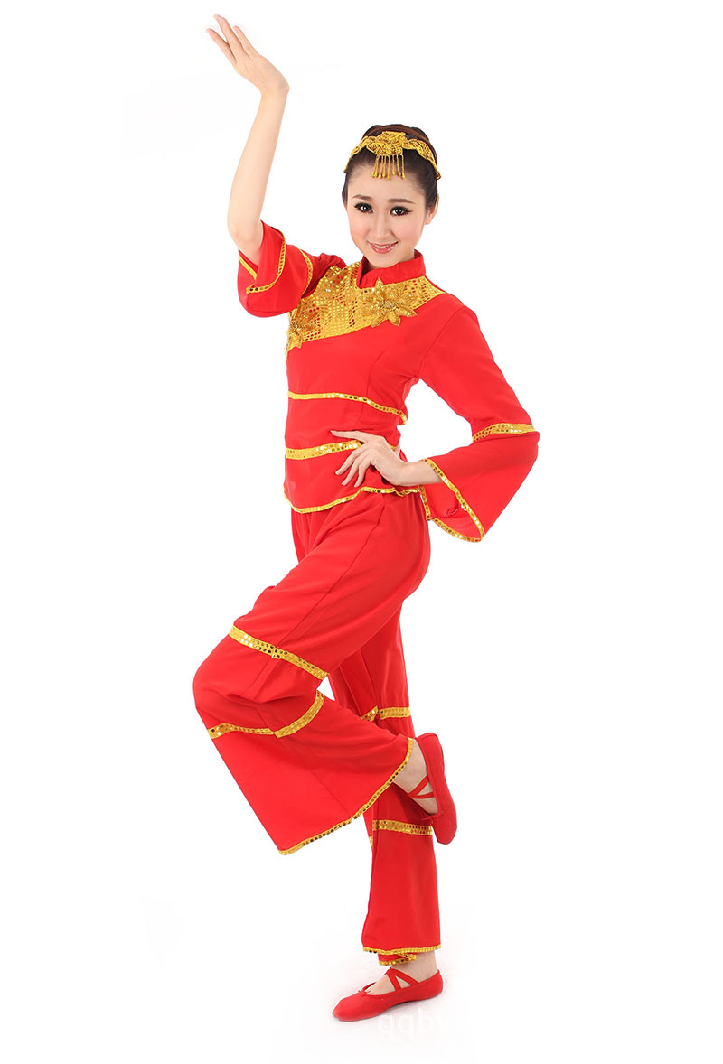 新款特价舞蹈演出服饰服装女装舞台表演民族服装秧歌服