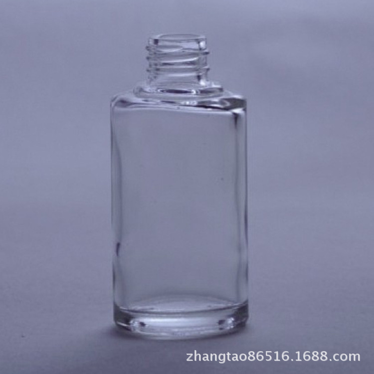 玻璃加工厂：生产透明力量的艺术