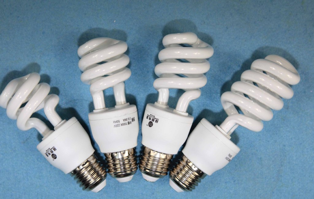 供应半螺旋5w200w节能灯节能灯批发