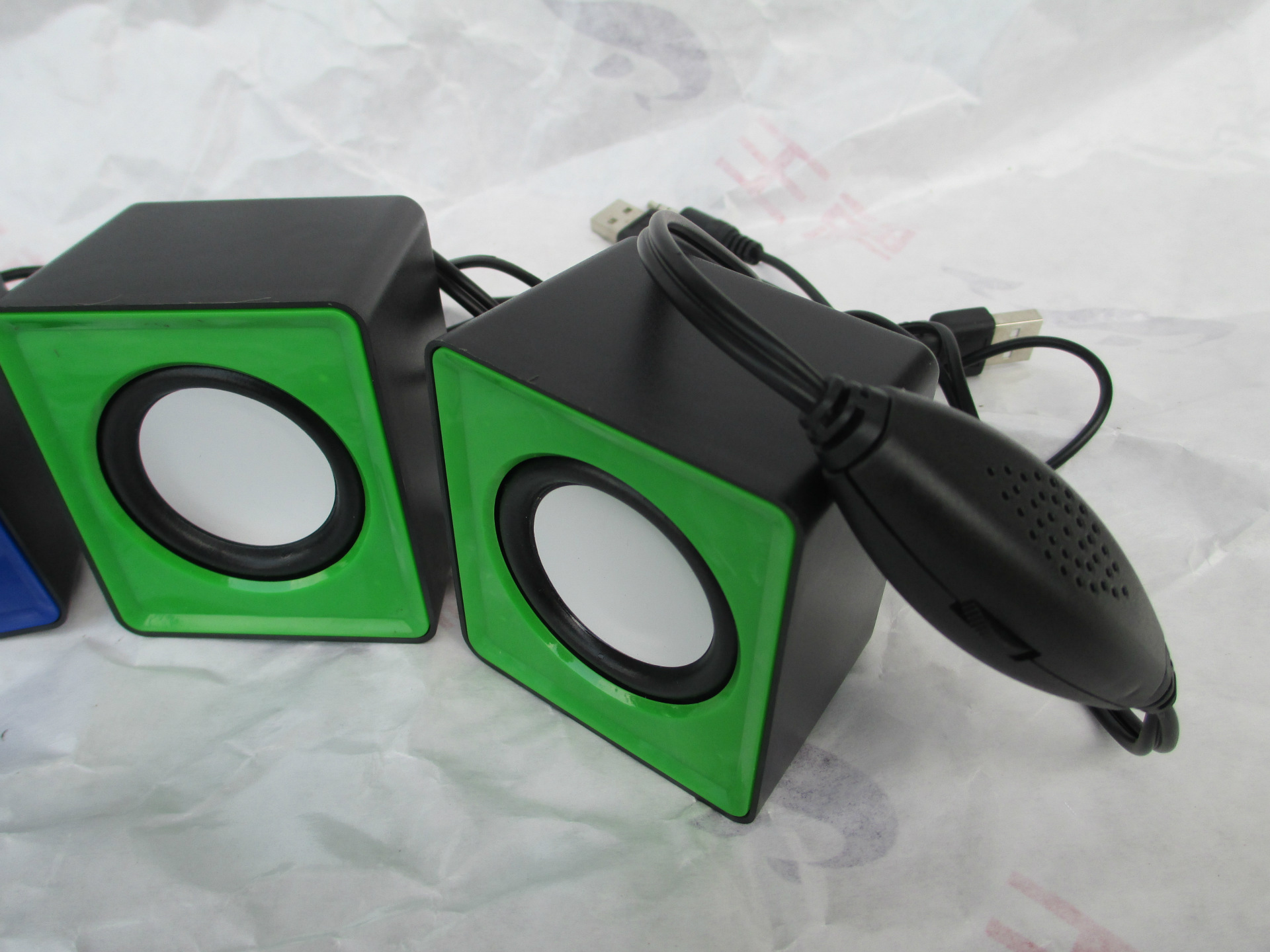 厂家直销 小精灵音响 usb2.0多媒体笔记本数码手机音箱