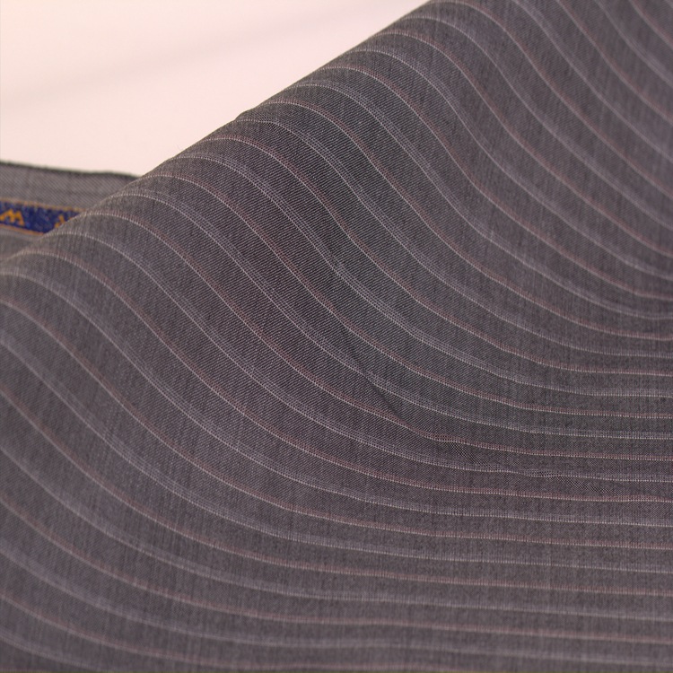 新品上市浙江绍兴柯桥一手好货源高端西服面料