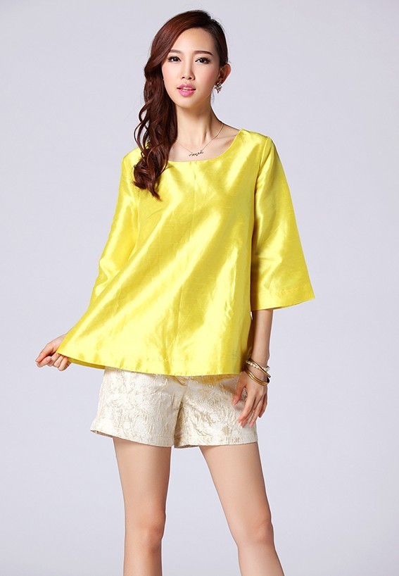 31070明星同款杨幂娃娃款上衣 缇花短裤两件套装