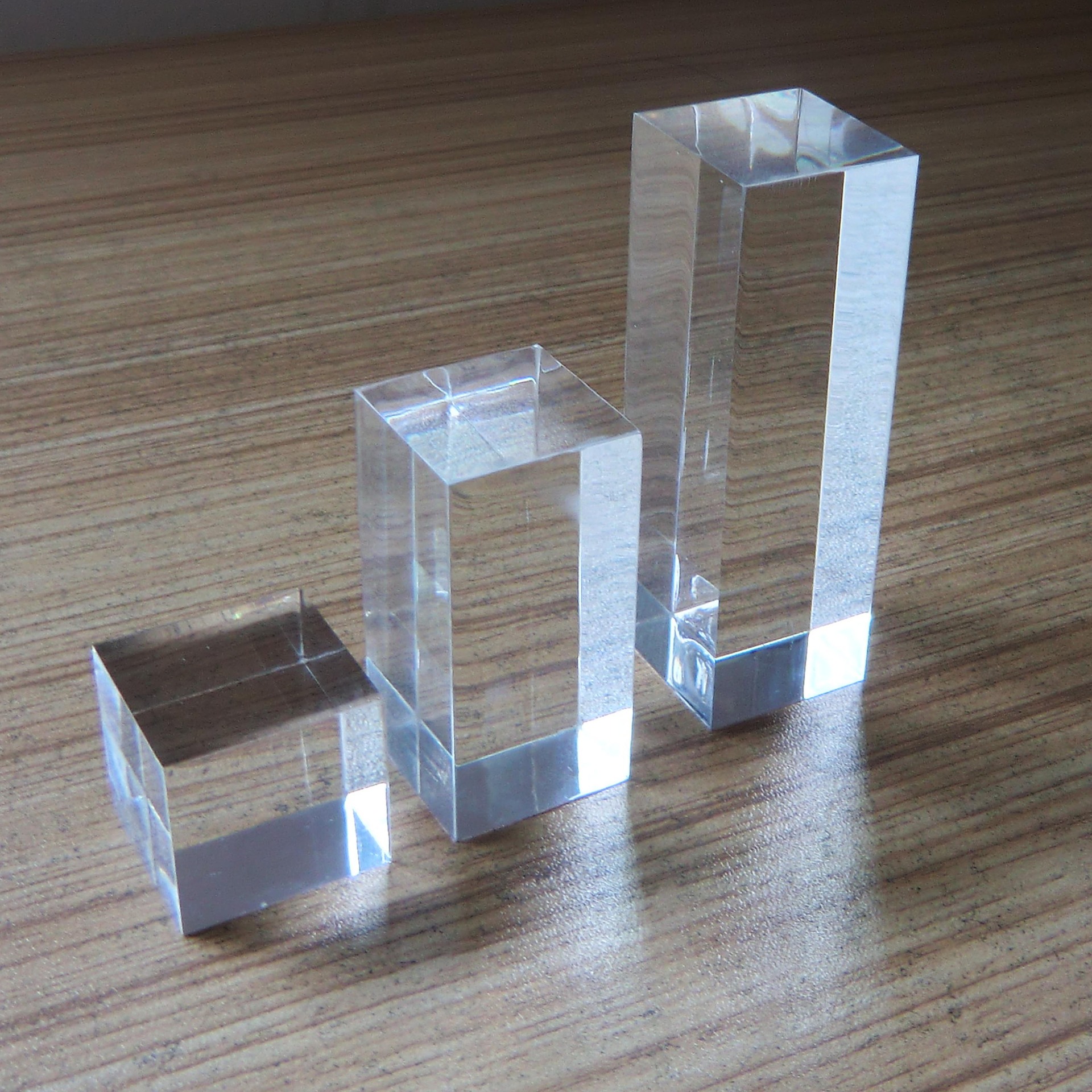 定制透明高档仿水晶有机玻璃 亚克力方块展示架底座展示道具