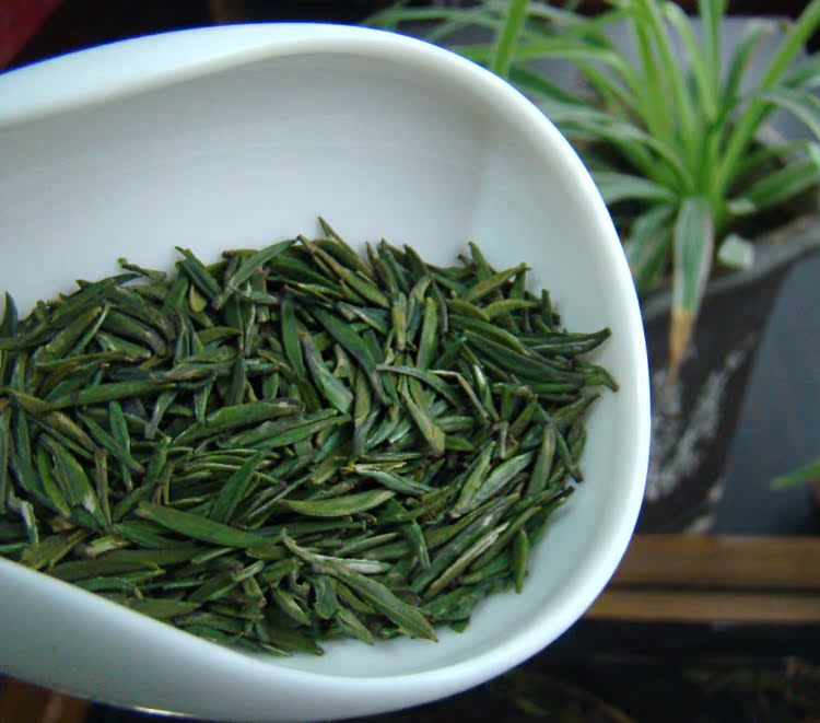 乾珍网 贵州绿茶 有机茶 梵净翠峰 散茶 2013春茶特价