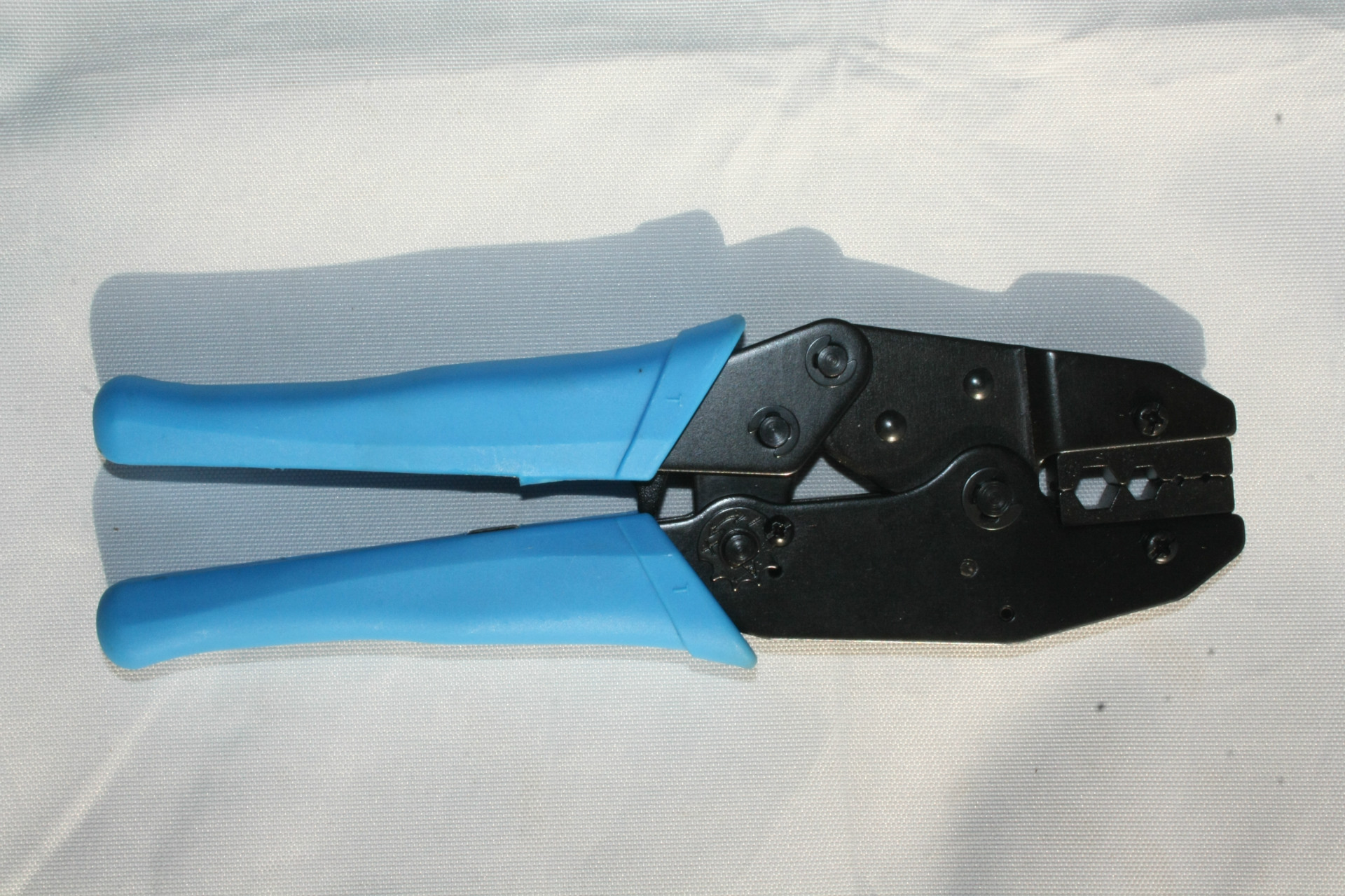 厂家直销 安防监控 bnc q9 用冷压钳