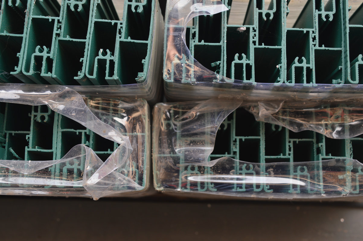 现货热销 环保金刚网纱窗铝型材 大量片纱型材批发