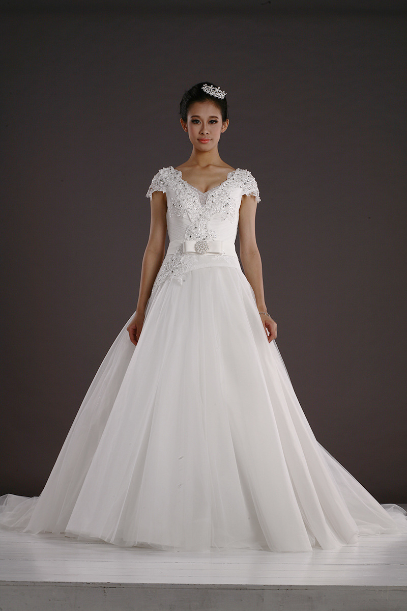 长期供应欧美潮流抹胸新娘高档婚纱 时尚性感女士精品拖地婚纱