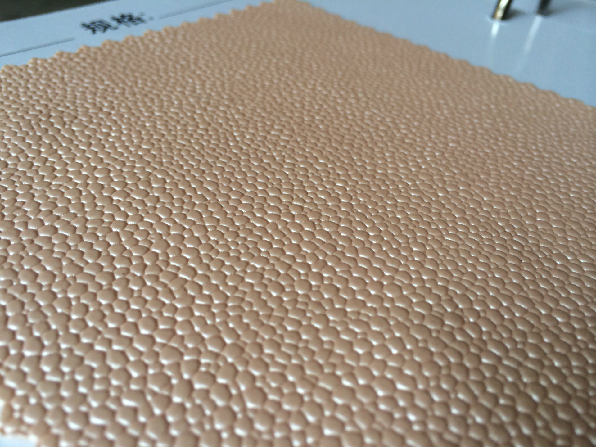 皮革批发 新型ktv,酒店装潢革 家具皮革pvc人造革凹点花纹装修革