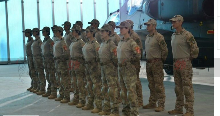 我是特种兵之火凤凰 at-fg青蛙紧身衣cp acu战术迷彩裤作训套服