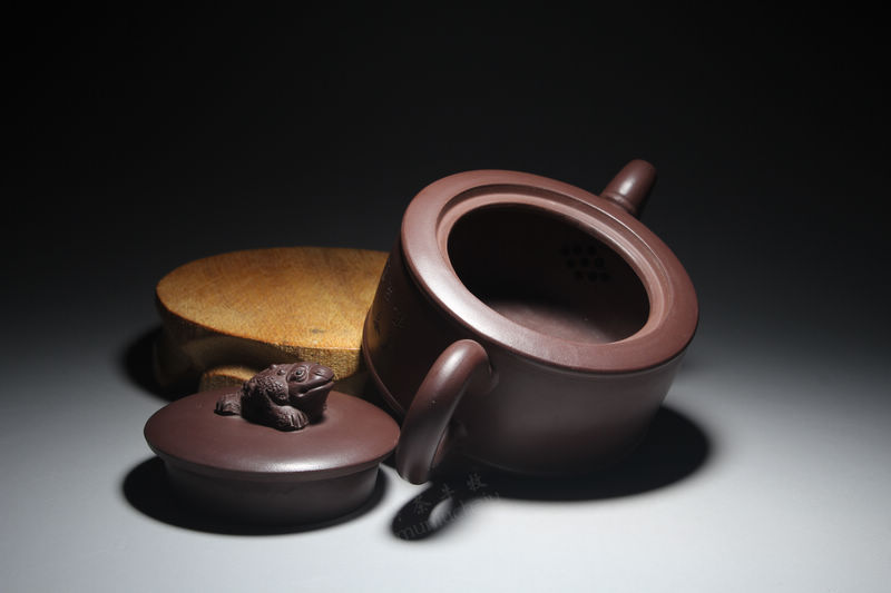 江苏无锡紫砂壶批发 宜兴精品紫砂茶壶三脚财茂120毫升凌燕琴制 全店