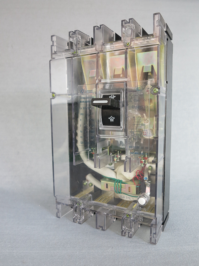 厂家直供三相四线漏电保护器dz20le6304300漏电断路器透明盖