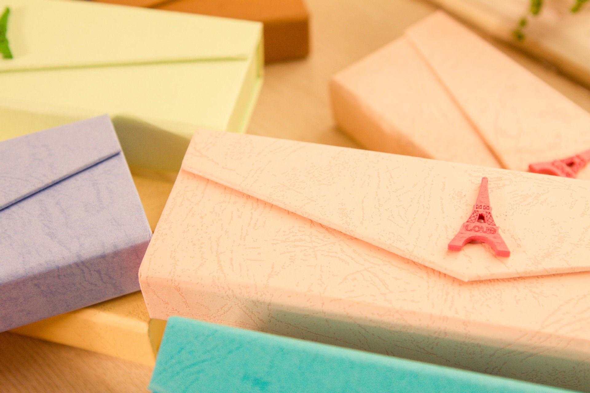 韩版简约铁塔贴片纸质文具盒笔袋大容量纸盒 学生铅笔盒 wy1230