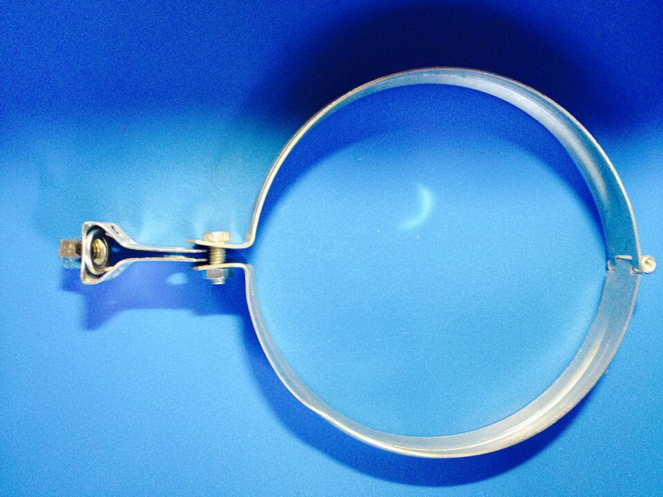 200灯笼卡 灯笼吊卡 灯笼抱箍 灯笼管卡 吊管 吊卡 卡箍