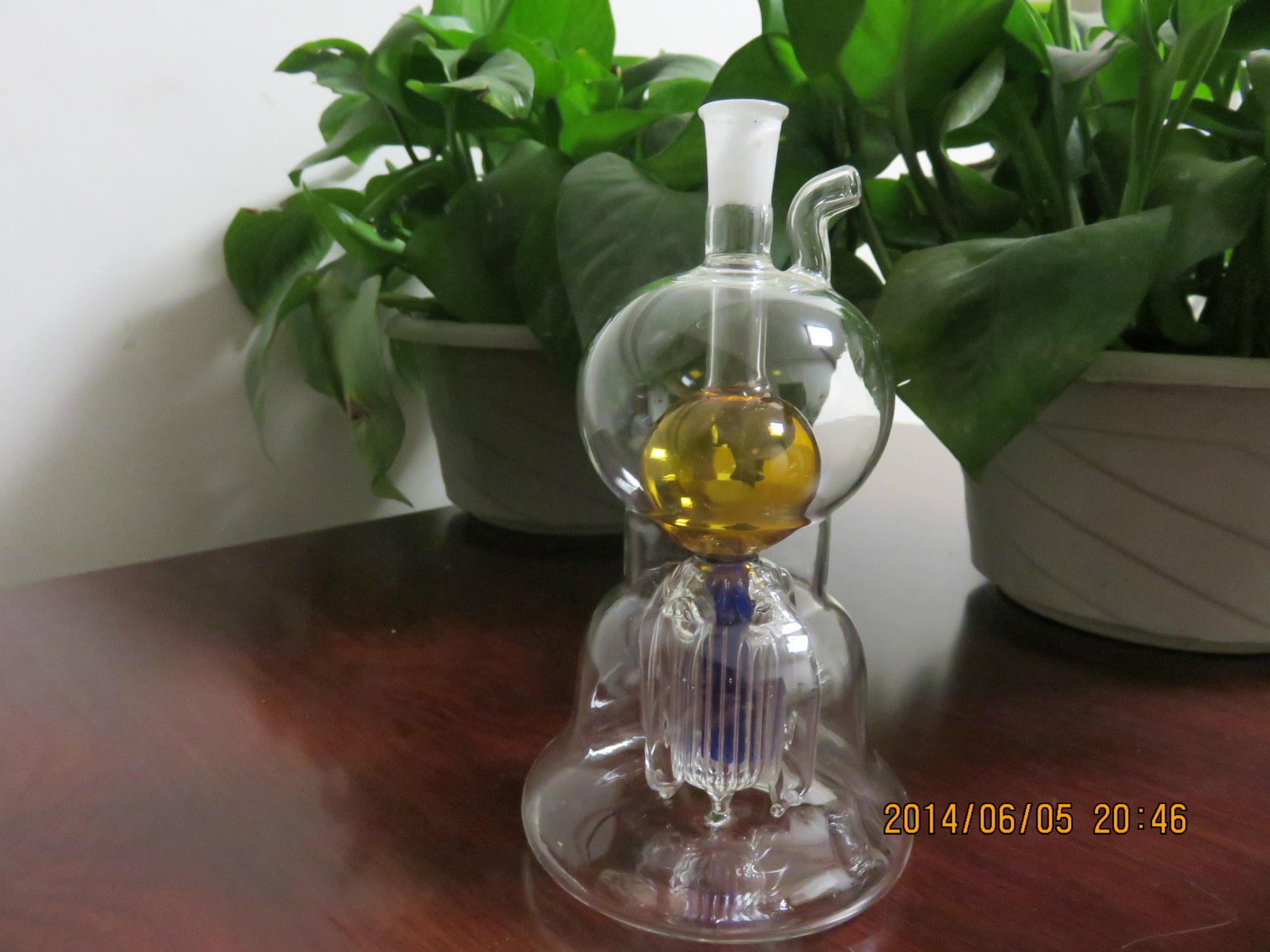 供应多层过滤玻璃水烟壶 壶 玻璃水烟壶配件批发冰壶亚克力烟壶