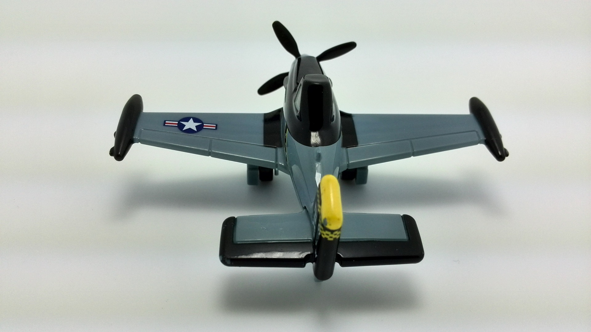 tomy 多美卡 合金车 飞机总动员 汽车总动员 正版