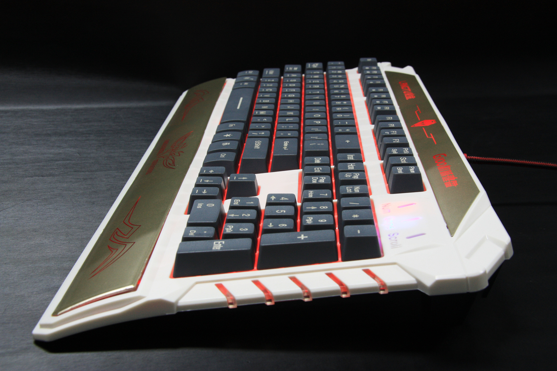 狼途g100 机械战将机械键盘 有线发光游戏机械键盘 背光游戏键盘