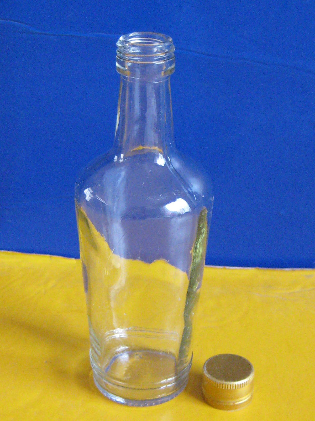 100毫升的白酒是几两?(125ml白酒是几两)