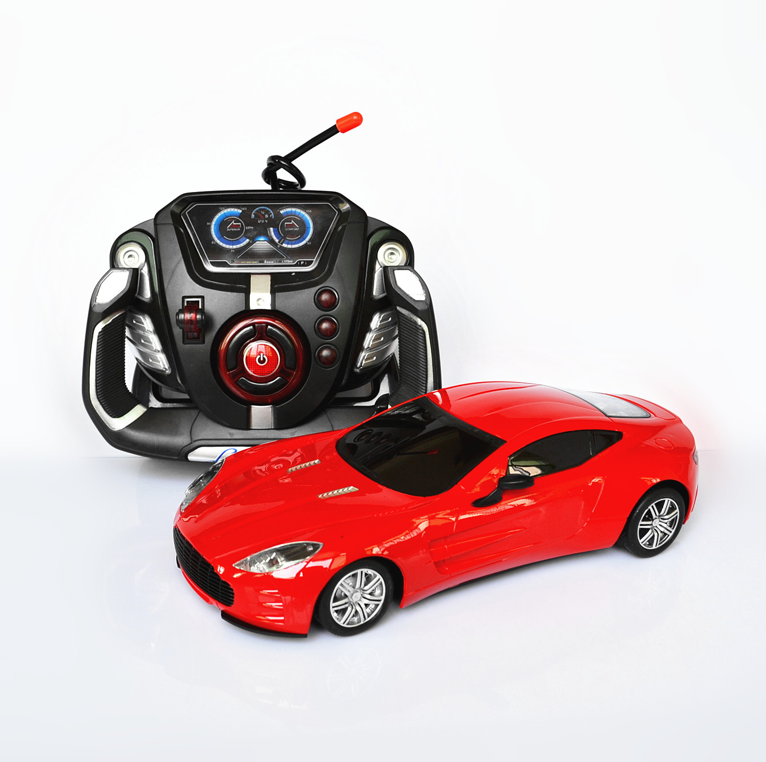 恒德正品款1:16阿斯顿马丁双层专利方向盘遥控器汽车-狗狗玩具